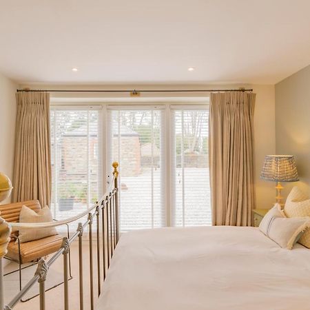 ウェイドブリッジ Trewornan Manor Bed & Breakfast エクステリア 写真