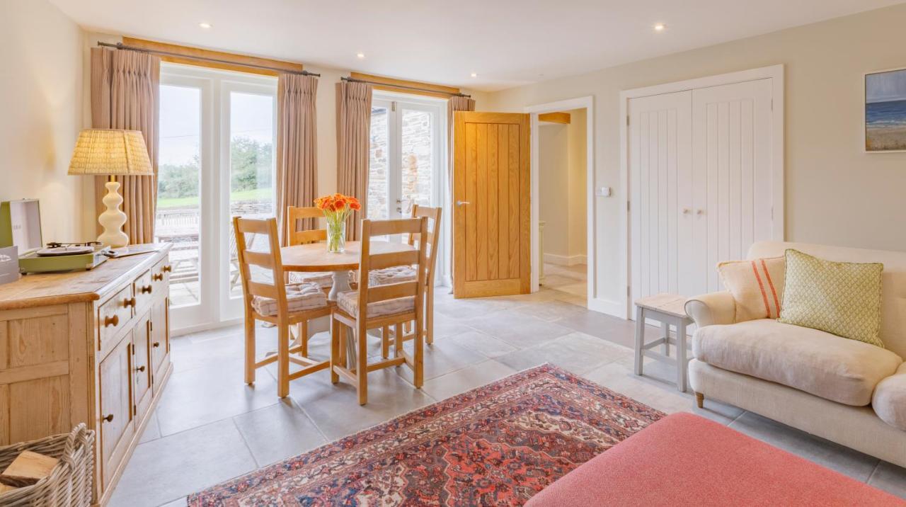 ウェイドブリッジ Trewornan Manor Bed & Breakfast エクステリア 写真