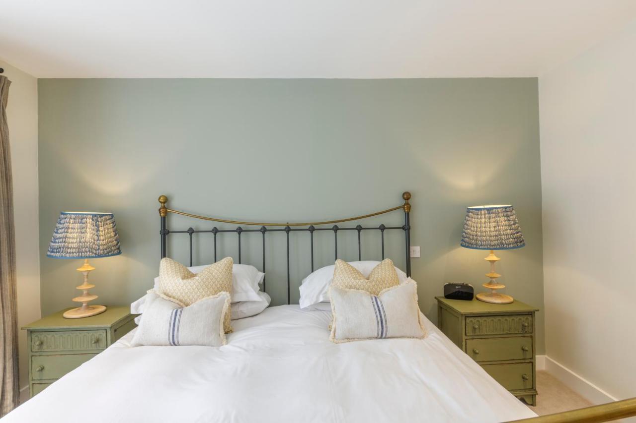 ウェイドブリッジ Trewornan Manor Bed & Breakfast エクステリア 写真