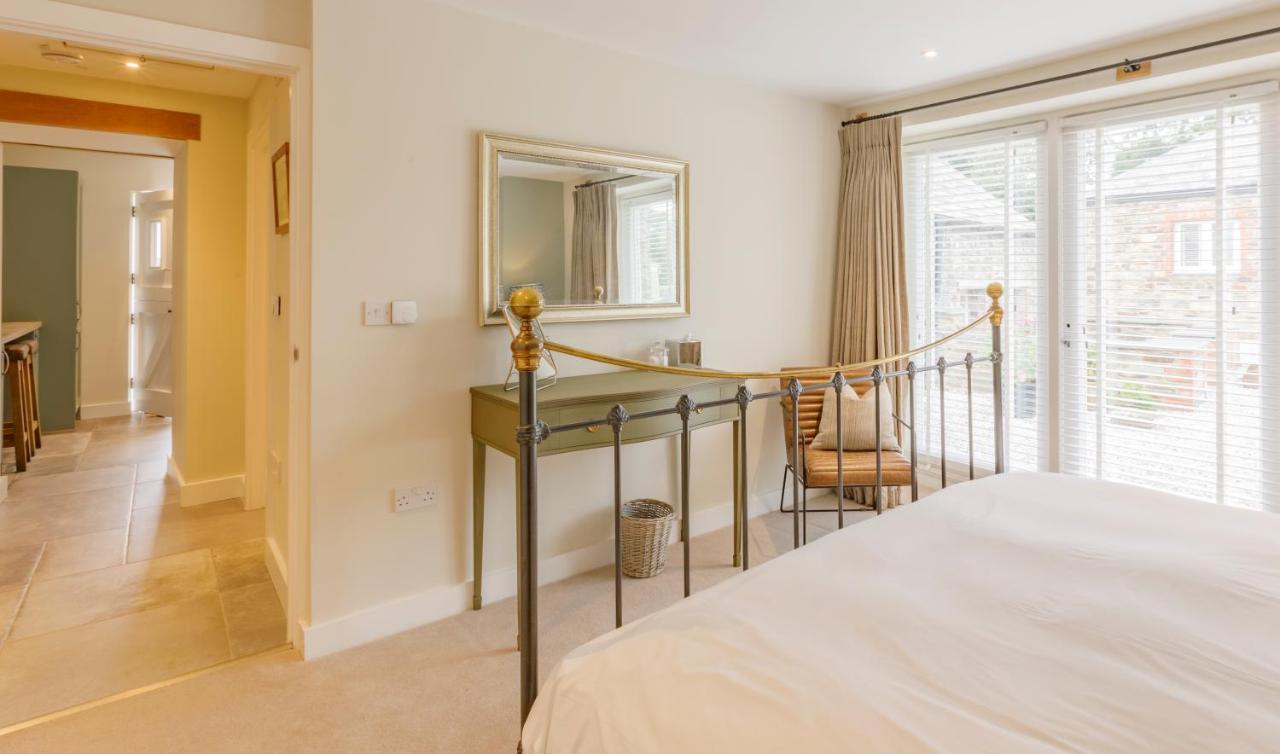 ウェイドブリッジ Trewornan Manor Bed & Breakfast エクステリア 写真