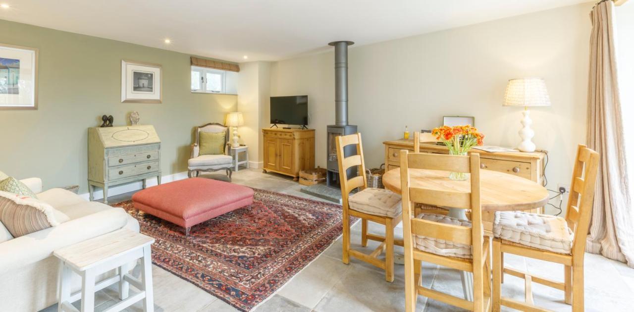 ウェイドブリッジ Trewornan Manor Bed & Breakfast エクステリア 写真