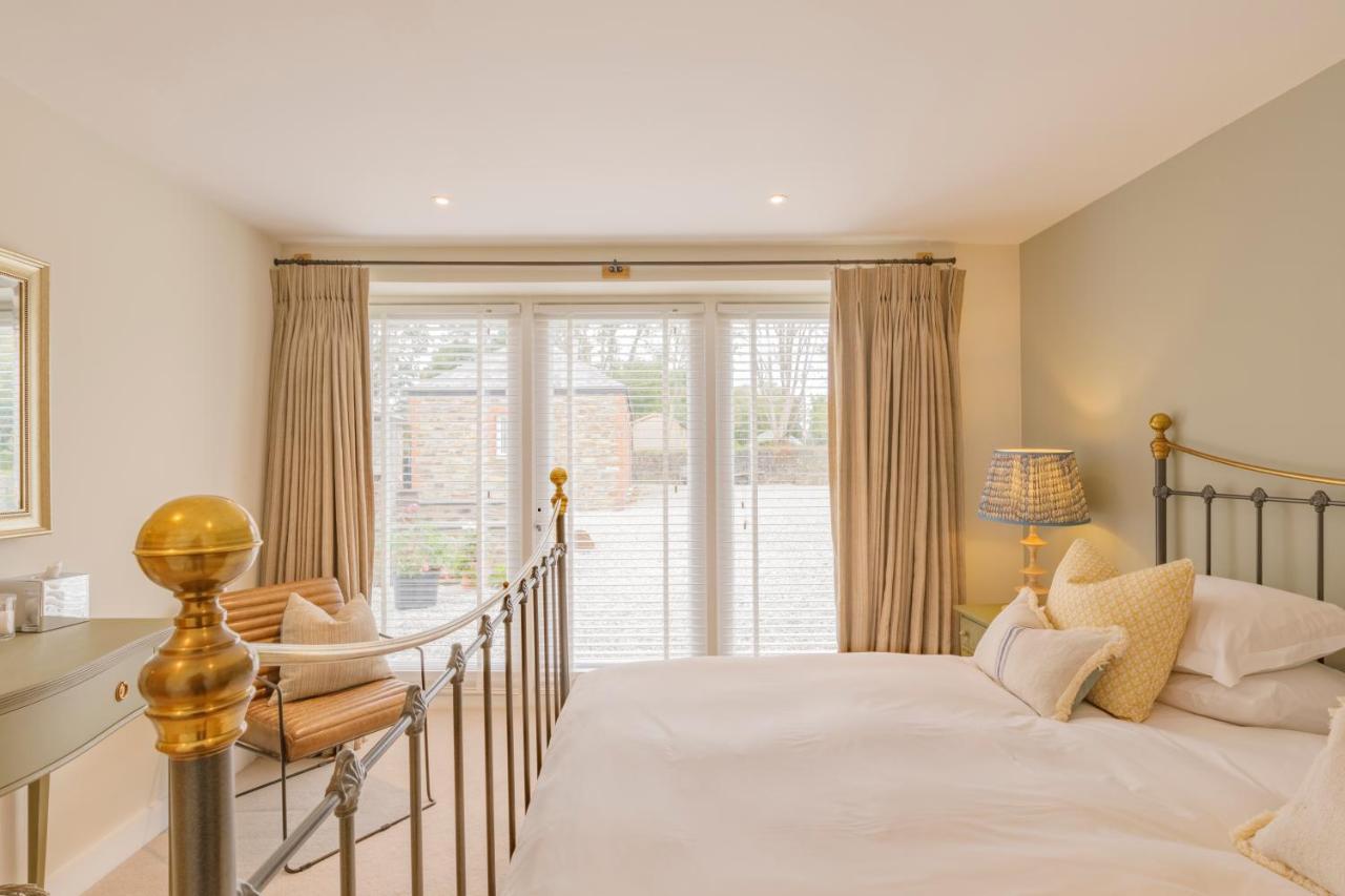 ウェイドブリッジ Trewornan Manor Bed & Breakfast エクステリア 写真