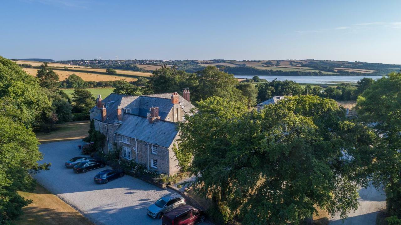 ウェイドブリッジ Trewornan Manor Bed & Breakfast エクステリア 写真