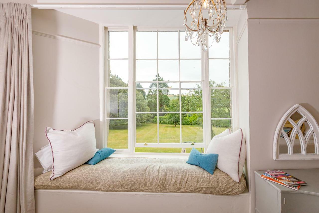 ウェイドブリッジ Trewornan Manor Bed & Breakfast エクステリア 写真